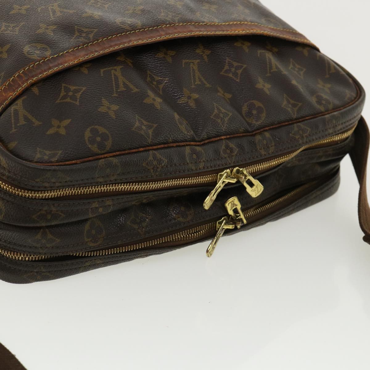 LOUIS VUITTON Monogram Reporter GM Shoulder Bag M45252 LV Auth bs3817