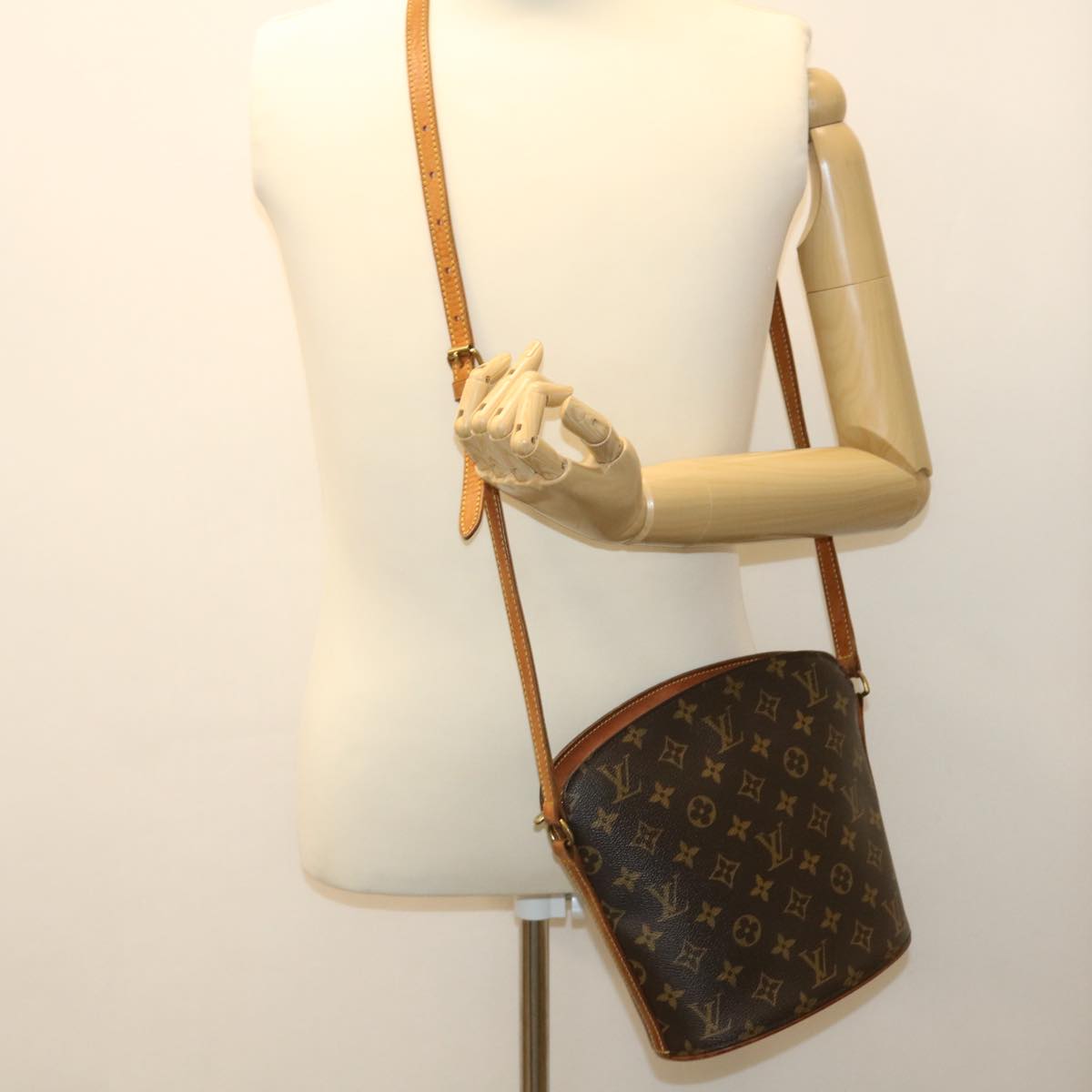 LOUIS VUITTON Monogram Drouot Shoulder Shoulder Bag M51290 LV Auth bs3853