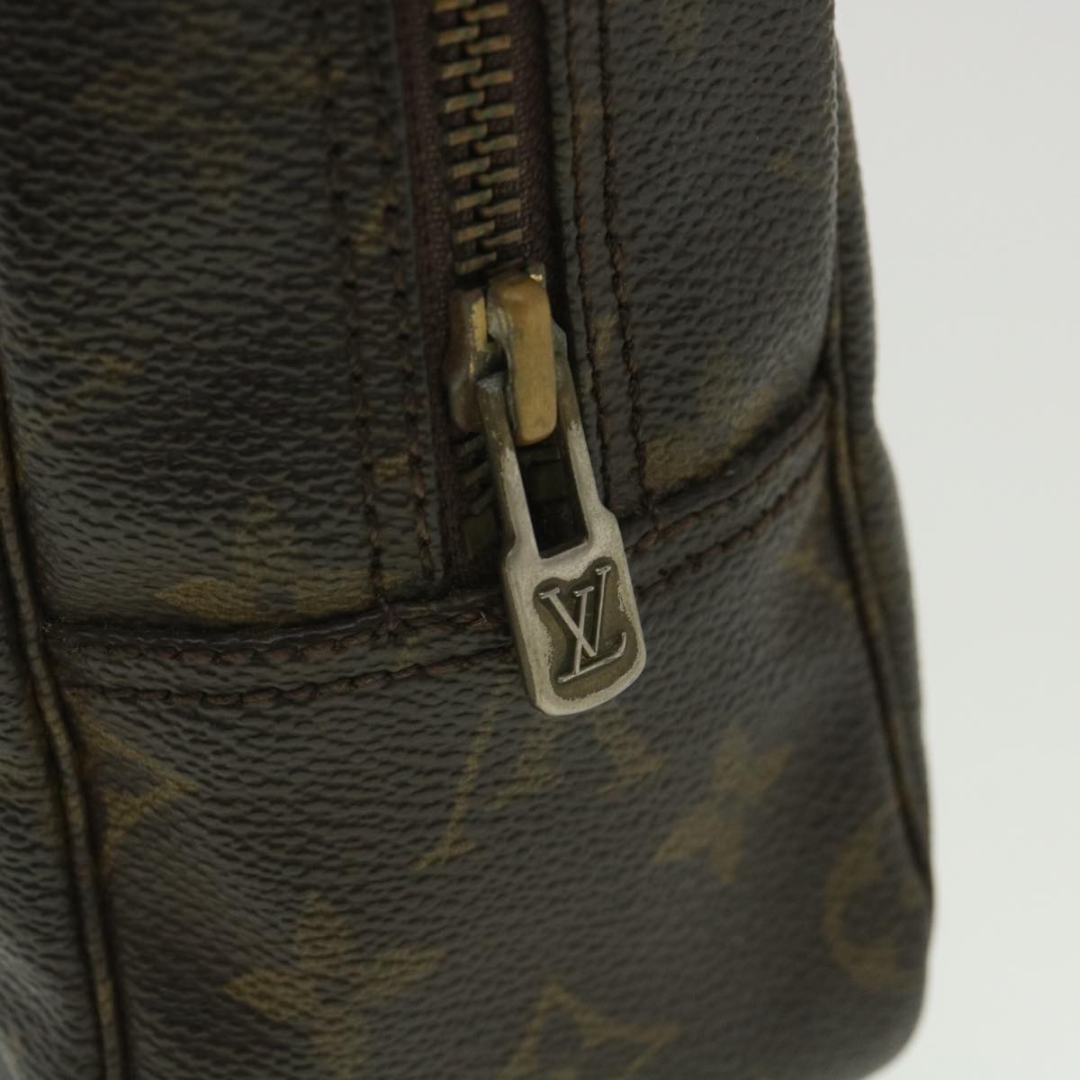 LOUIS VUITTON Monogram Trousse Toilette 28 Clutch Bag M47522 LV Auth bs4048