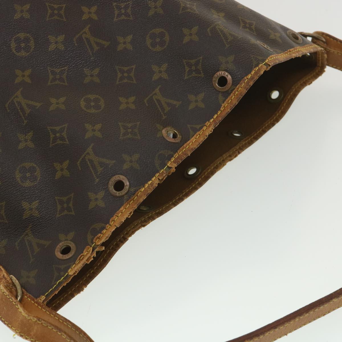 LOUIS VUITTON Monogram Noe Shoulder Bag M42224 LV Auth bs4171