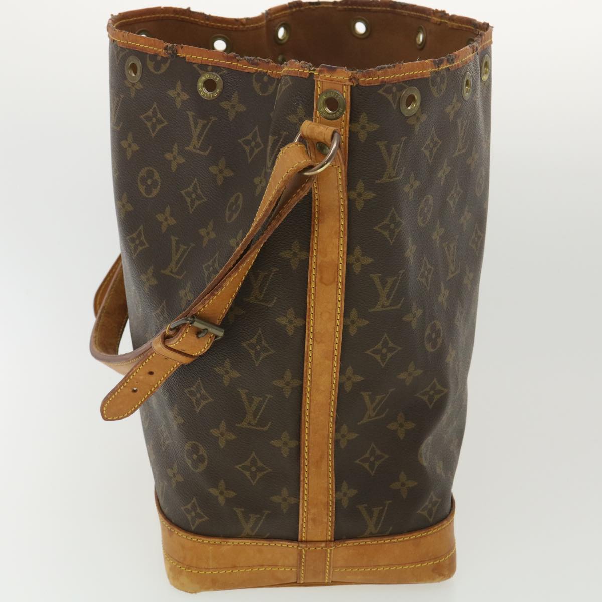 LOUIS VUITTON Monogram Noe Shoulder Bag M42224 LV Auth bs4179