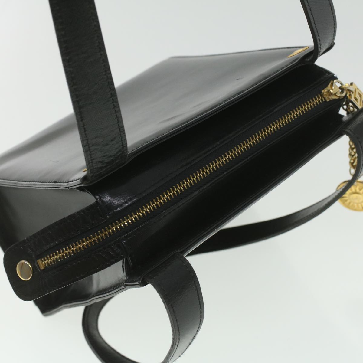 Gianni Versace Shoulder Bag Leather Black Auth bs4224K