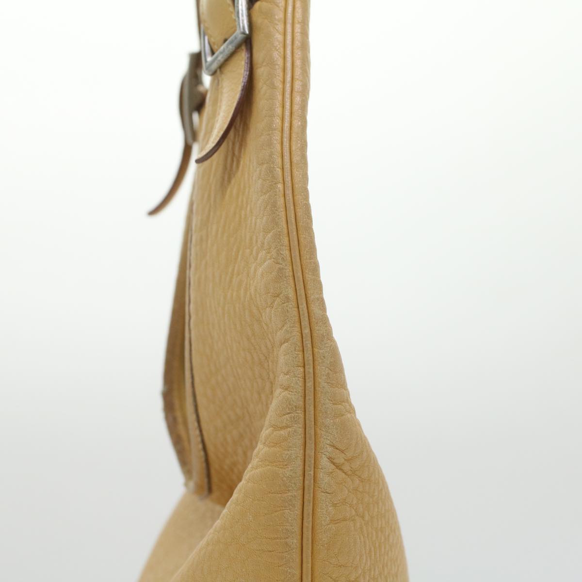 HERMES Masai Shoulder Bag Leather Beige Auth bs4361
