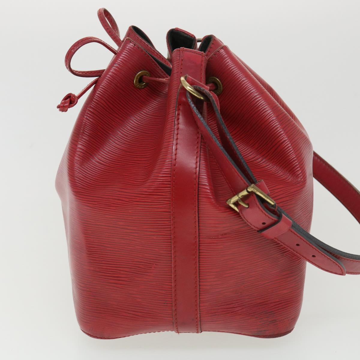 LOUIS VUITTON Epi Petit Noe Shoulder Bag Red M44107 LV Auth bs4678