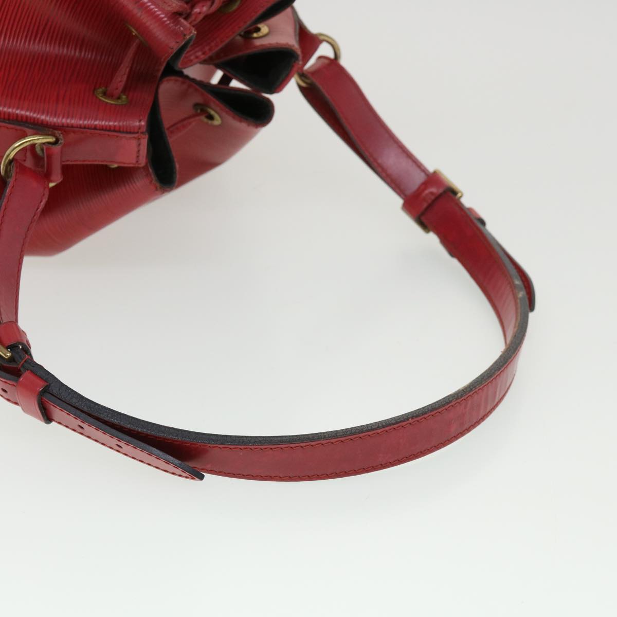 LOUIS VUITTON Epi Petit Noe Shoulder Bag Red M44107 LV Auth bs4678