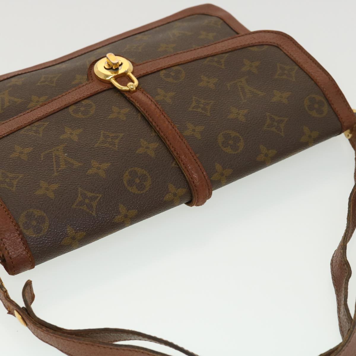 LOUIS VUITTON Monogram Sac Vendome Shoulder Bag M51414 LV Auth bs4736