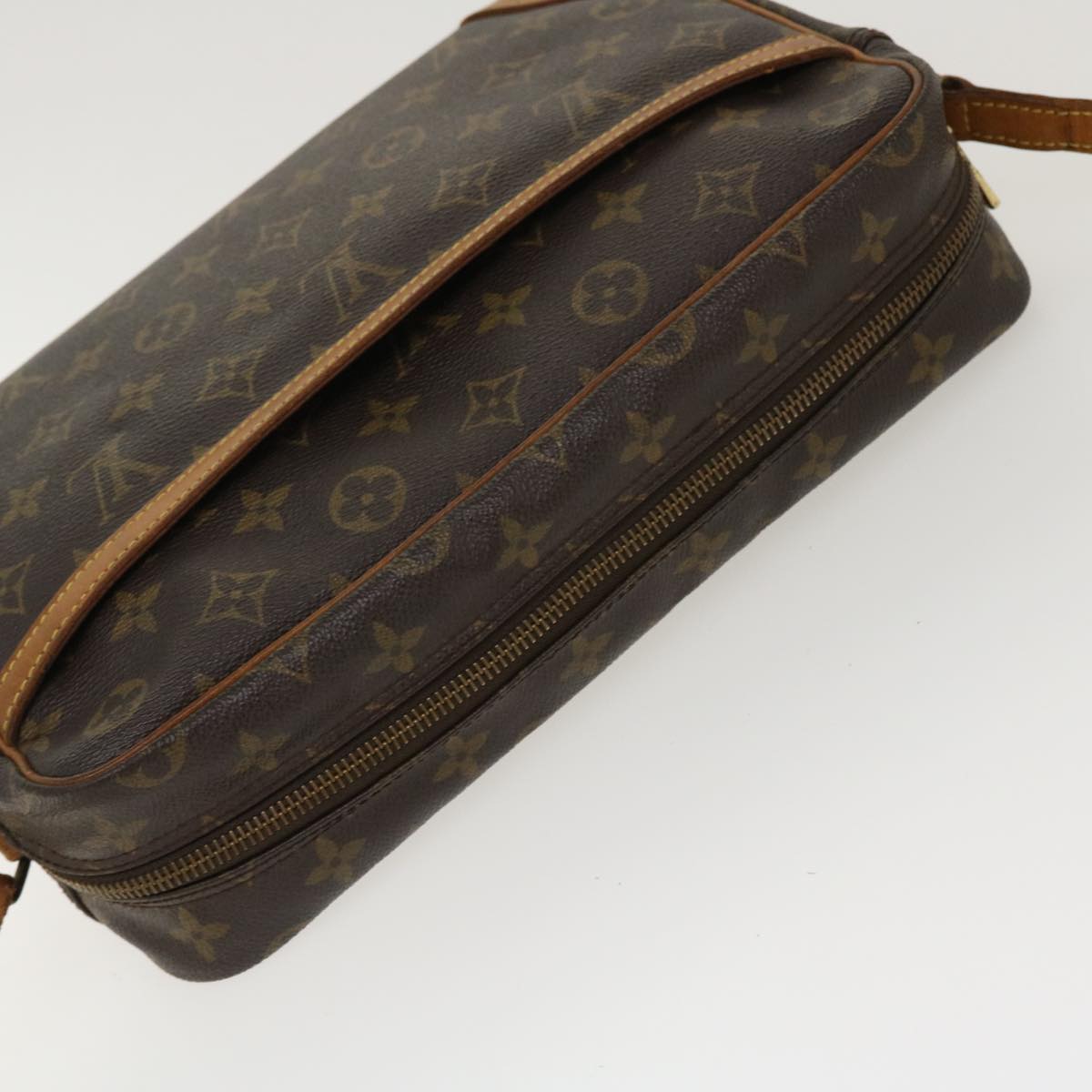 LOUIS VUITTON Monogram Trocadero 30 Shoulder Bag M51272 LV Auth bs4774