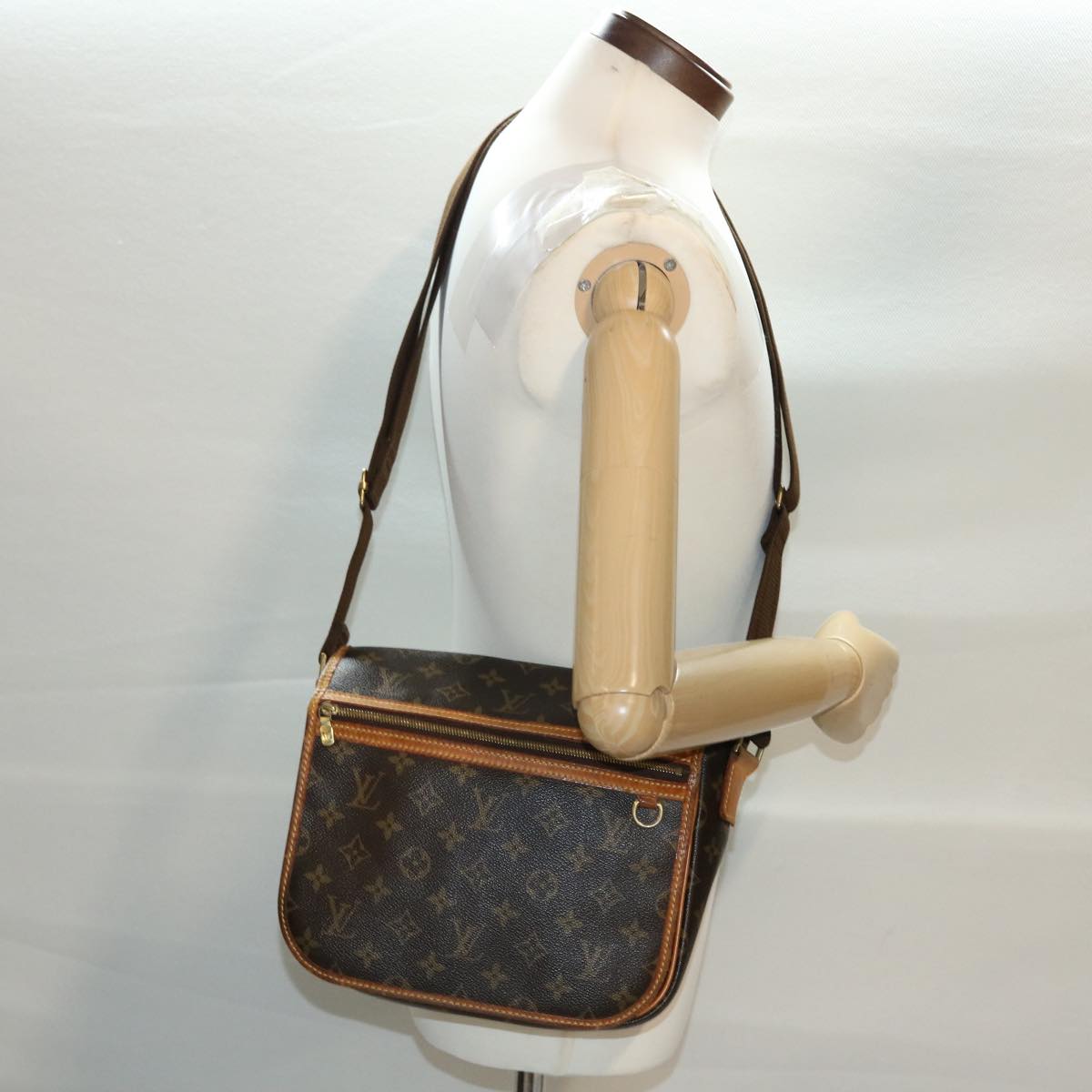 LOUIS VUITTON Monogram Messenger Bosphore PM Shoulder Bag M40106 LV Auth bs4830