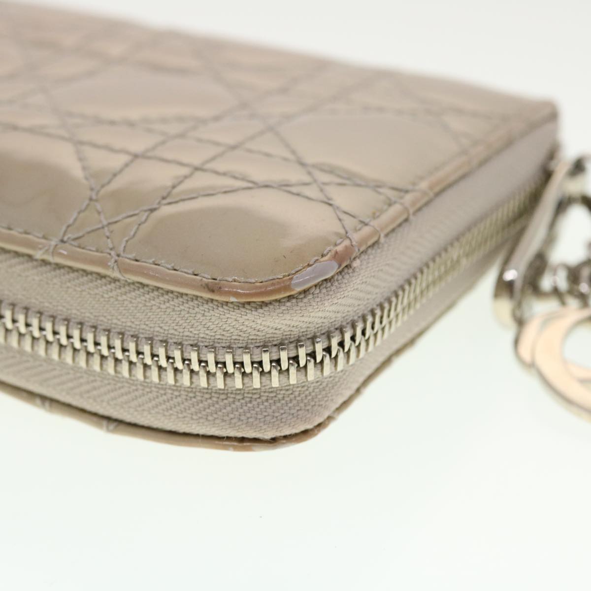 Christian Dior Lady Dior Wallet Patent leather Beige 02-LU-0172 Auth bs4860