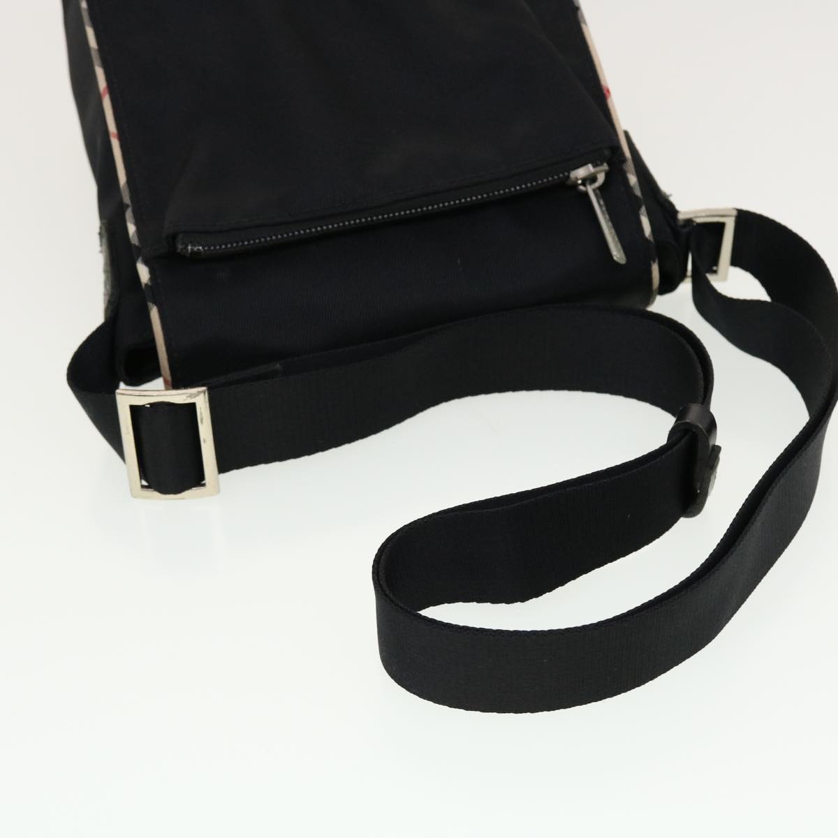 BURBERRY Shoulder Bag Nylon Black Auth bs5180