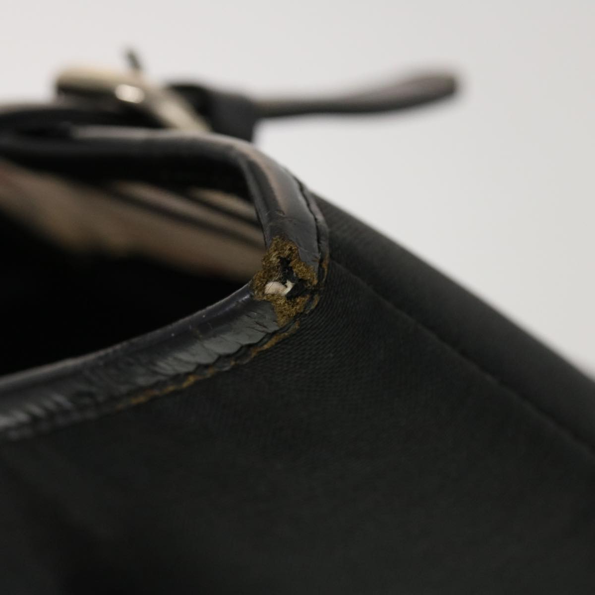Burberrys Shoulder Bag Nylon Black Auth bs5710