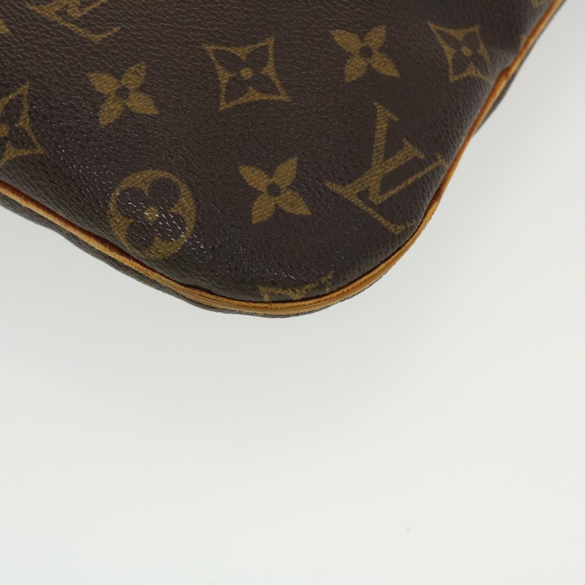 LOUIS VUITTON Monogram Pochette Bosphore Shoulder Bag M40044 LV Auth bs5753