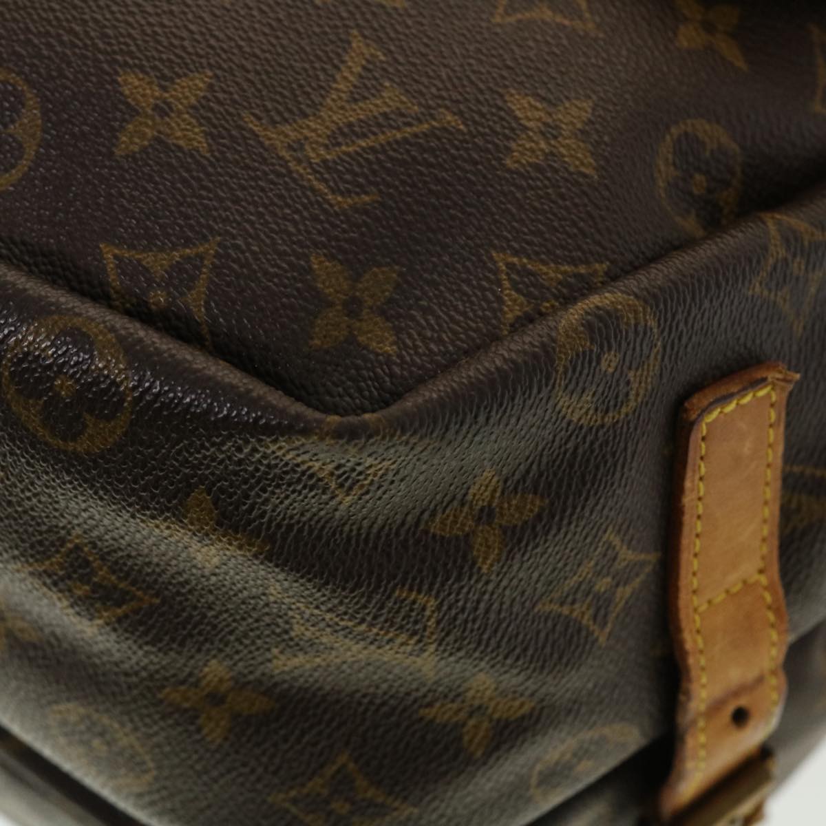 LOUIS VUITTON Monogram Saumur 35 Shoulder Bag M42254 LV Auth bs5936