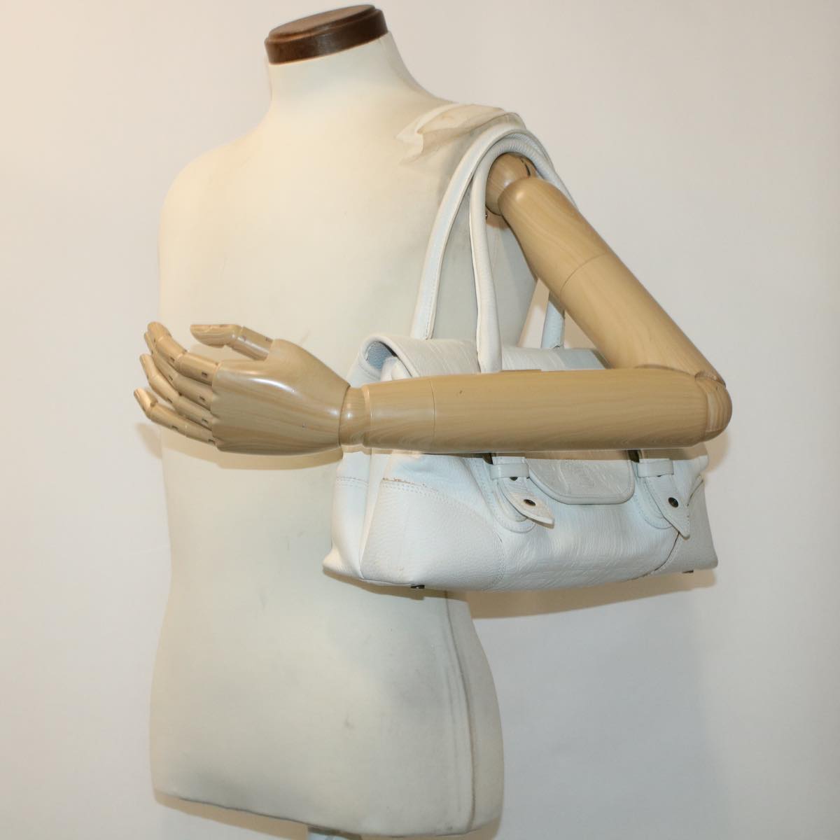 BURBERRY Shoulder Bag Leather White Auth bs5985