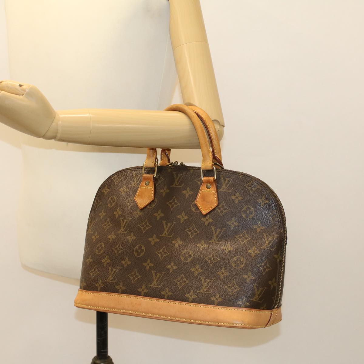 LOUIS VUITTON Monogram Alma Hand Bag M51130 LV Auth bs6196