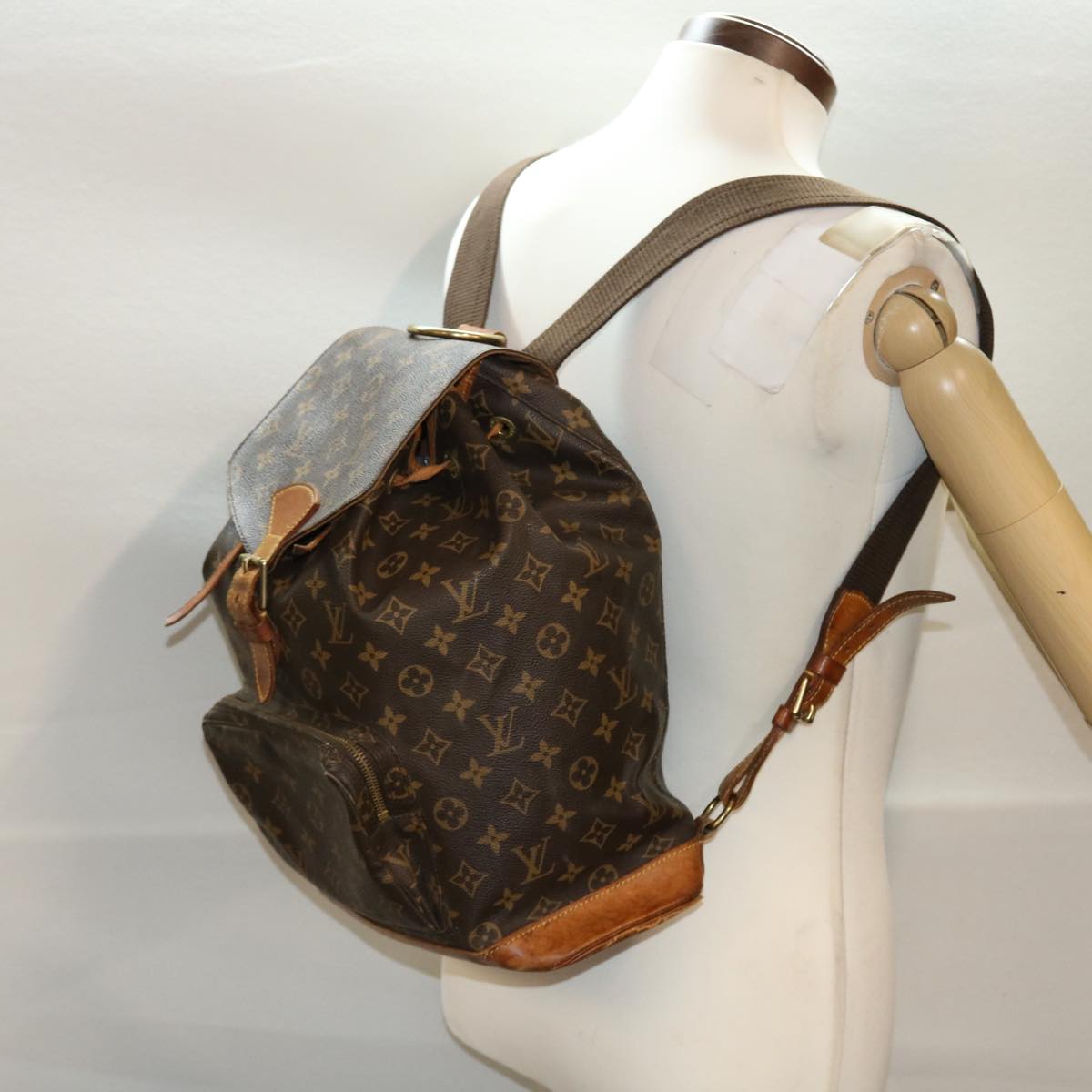 LOUIS VUITTON Monogram Montsouris GM Backpack M51135 LV Auth bs6534