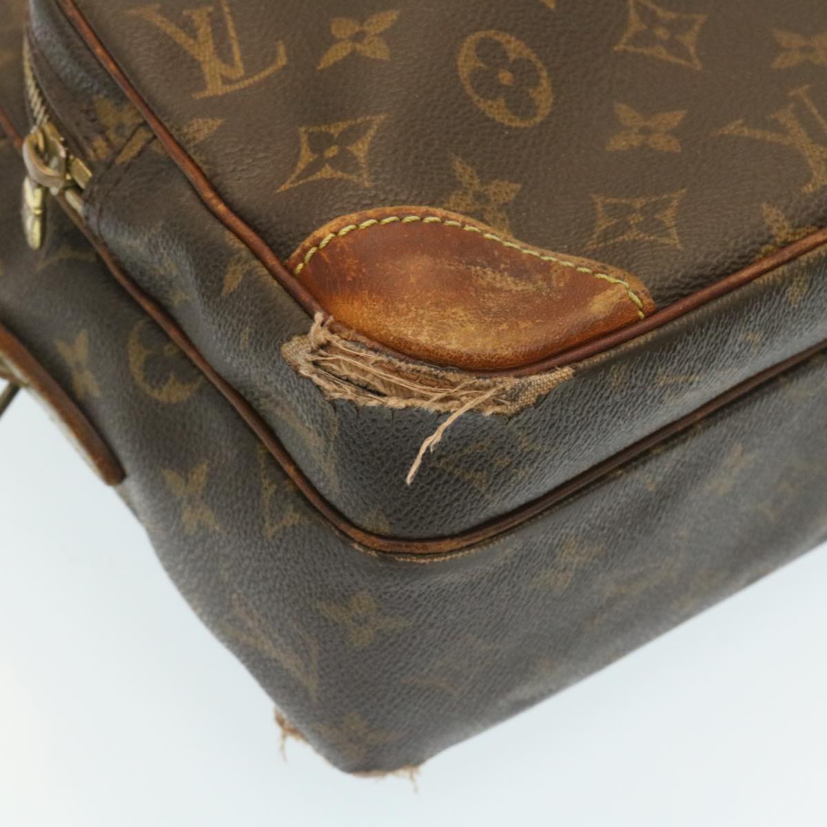 LOUIS VUITTON Monogram Nile Shoulder Bag M45244 LV Auth bs660