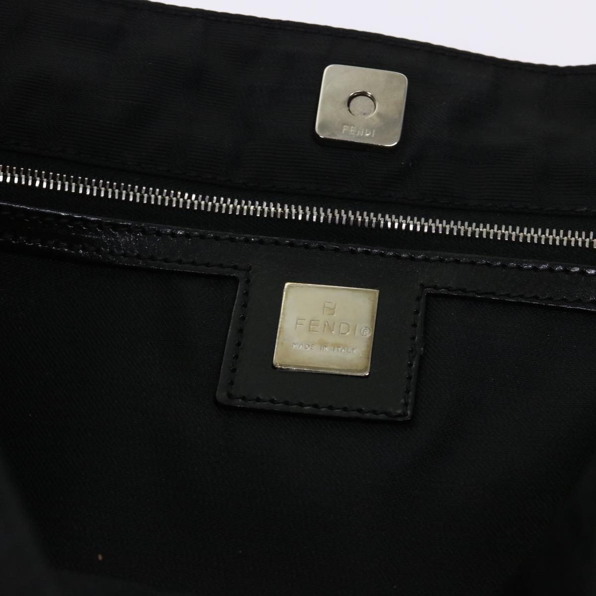 FENDI Zucca Canvas Shoulder Bag Black Auth bs6666