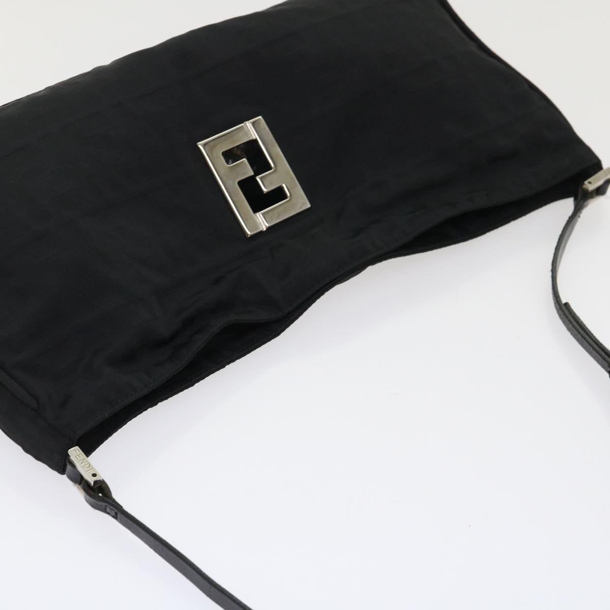 FENDI Zucca Canvas Shoulder Bag Black Auth bs6666