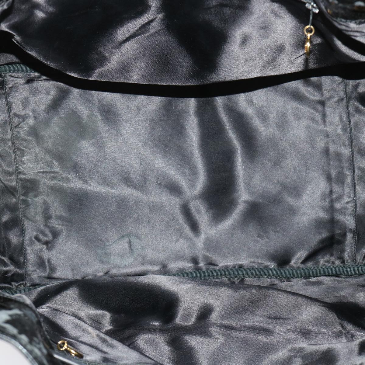 CHANEL Shoulder Bag Patent leather Black CC Auth bs6675