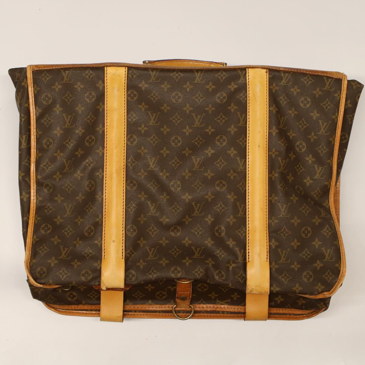 LOUIS VUITTON Monogram Suter Garment Cover M23522 LV Auth bs6833