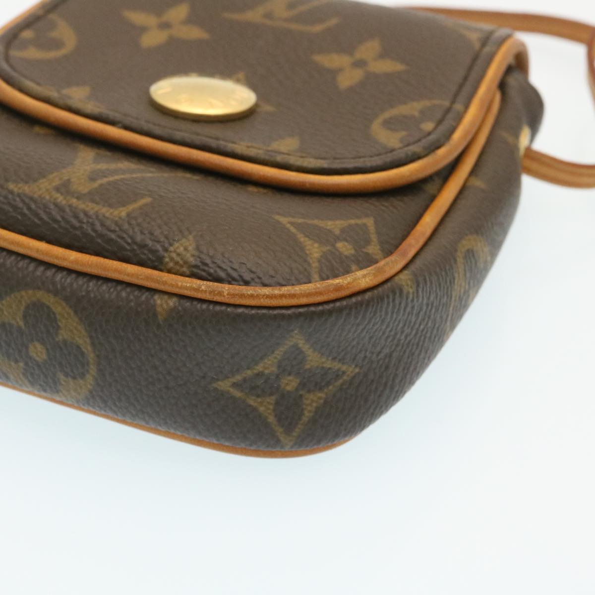 LOUIS VUITTON Monogram Pochette Cancun Shoulder Bag M60018 LV Auth bs696