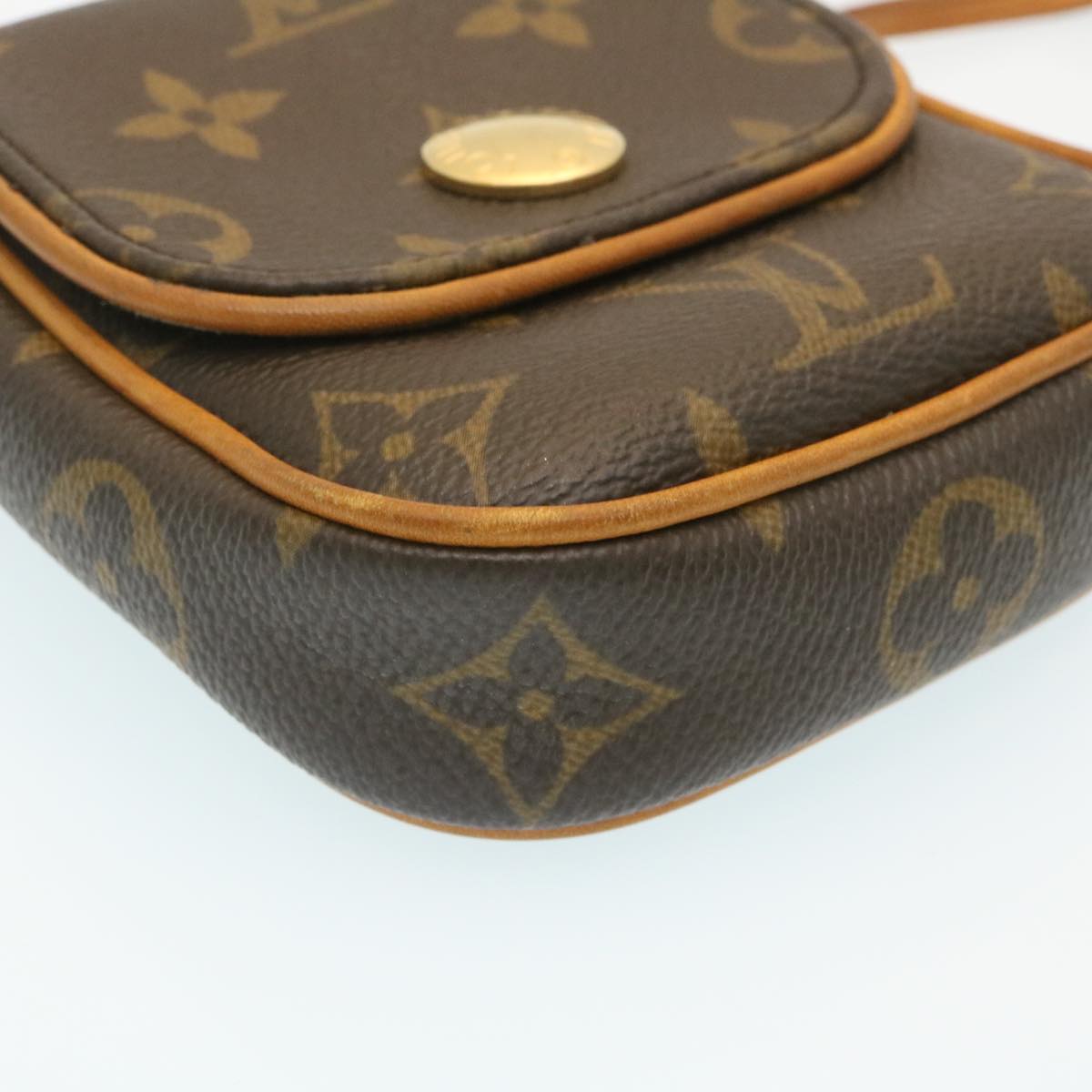 LOUIS VUITTON Monogram Pochette Cancun Shoulder Bag M60018 LV Auth bs696