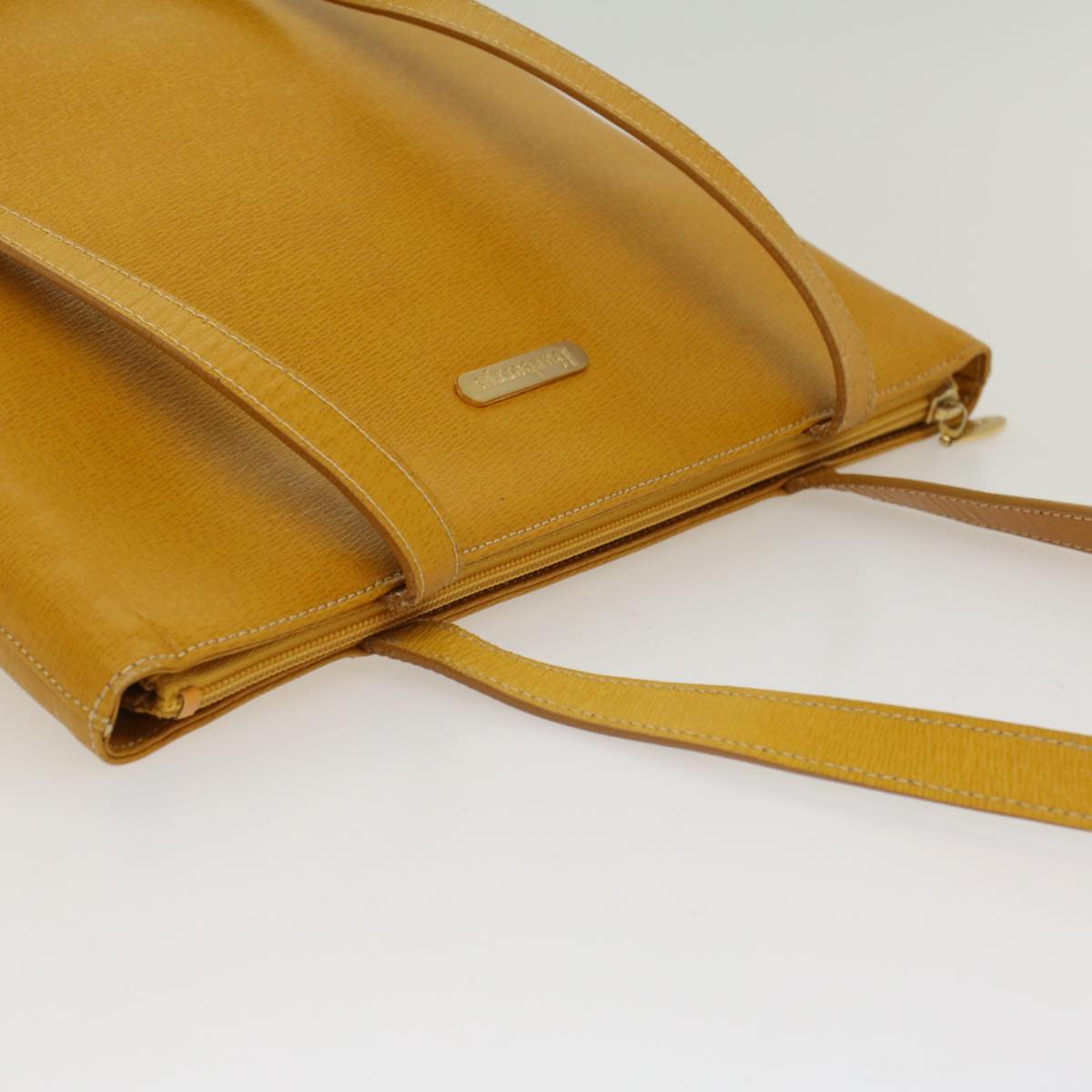 Burberrys Shoulder Bag Leather Yellow Auth bs7351