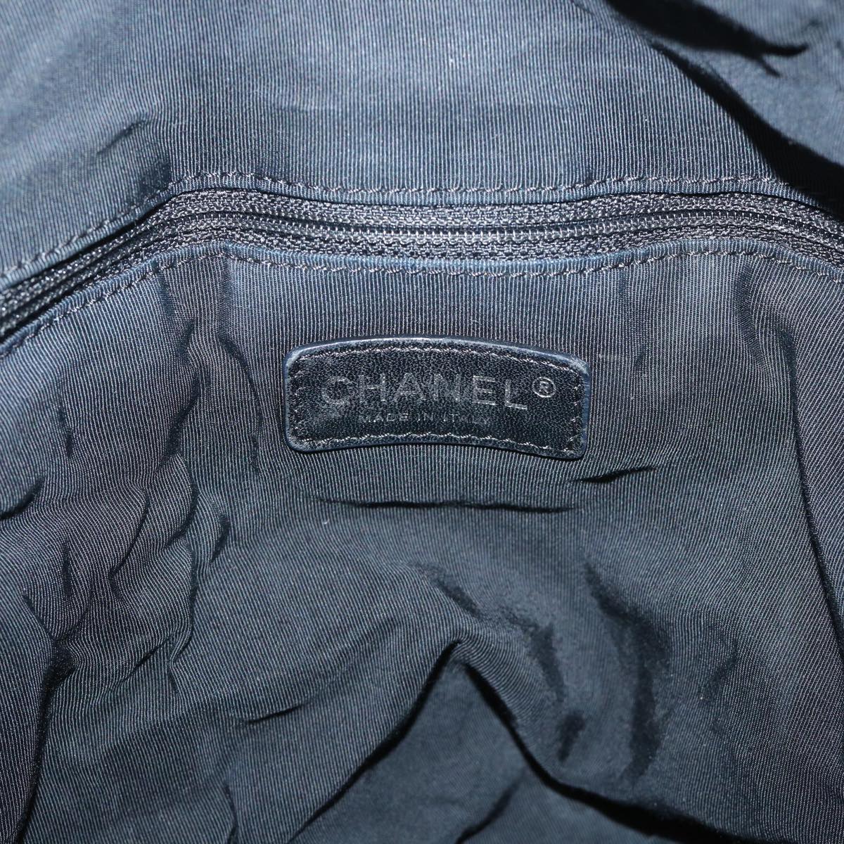 CHANEL Shoulder Bag Patent leather Black CC Auth bs7505