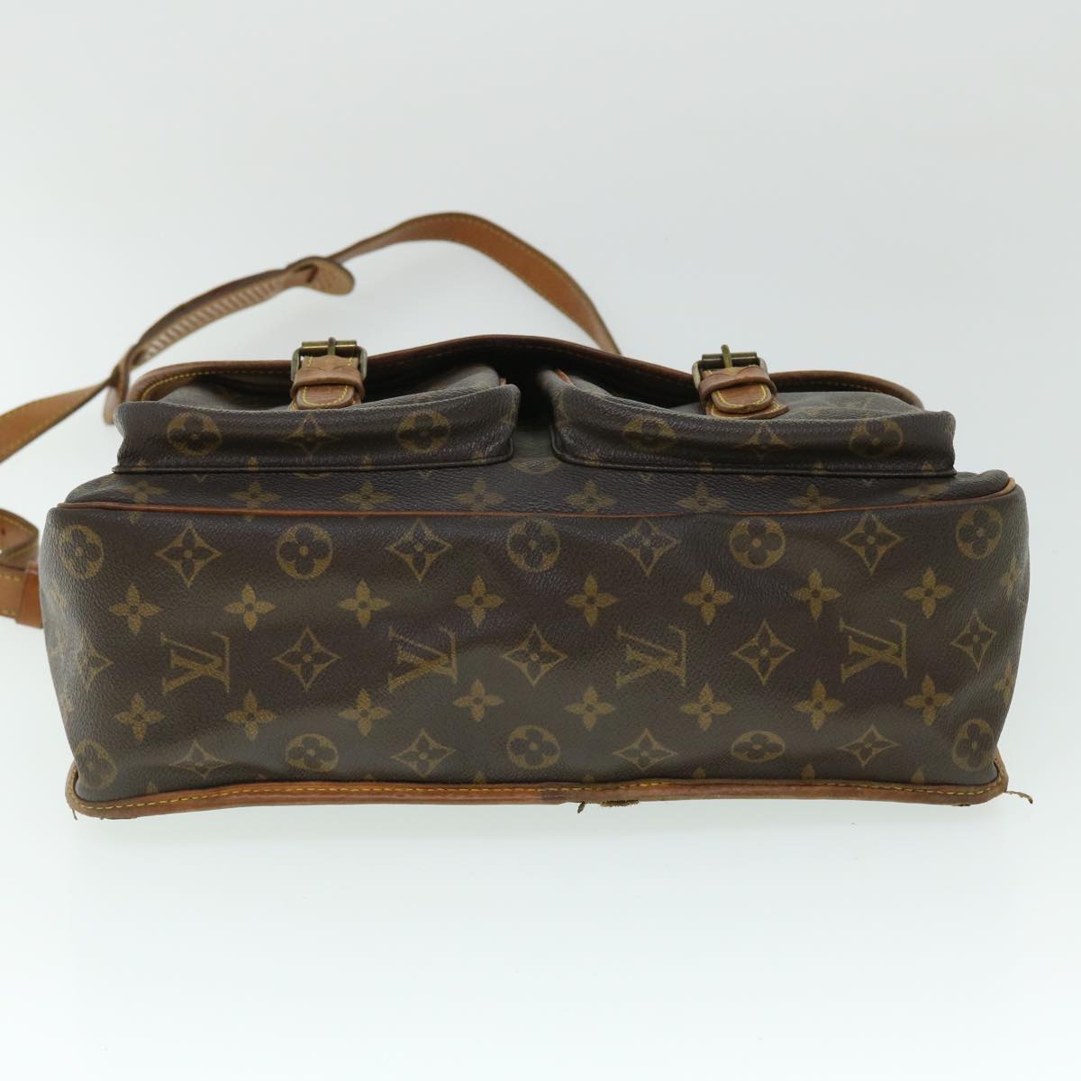 LOUIS VUITTON Monogram Gibeciere GM Shoulder Bag M42246 LV Auth bs7791