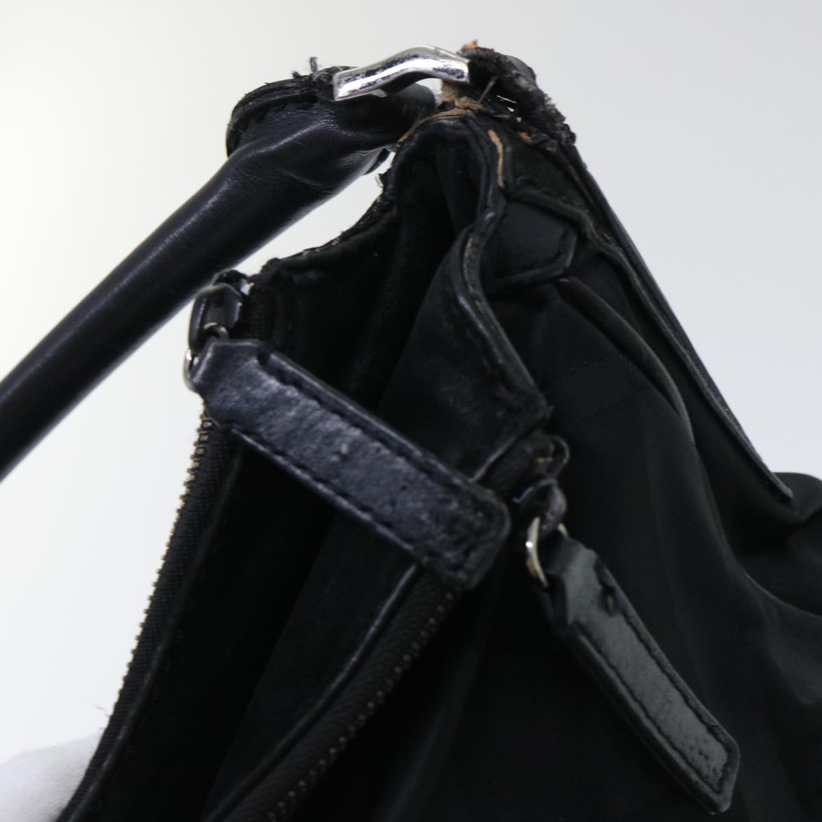 BURBERRY Shoulder Bag Nylon Black Auth bs7847