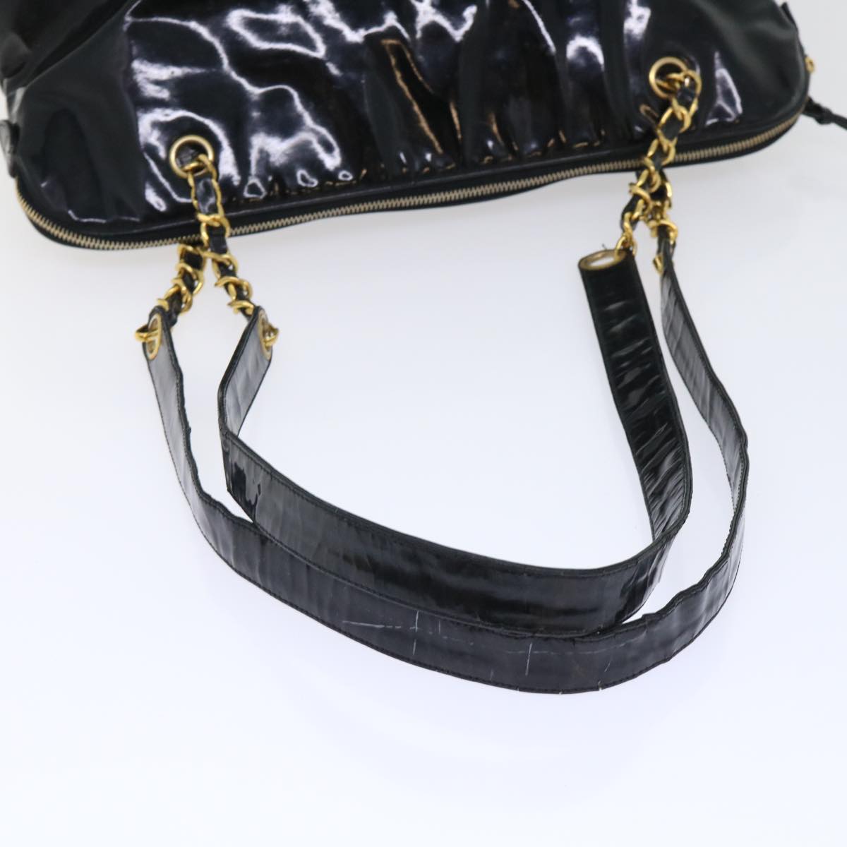 CHANEL Chain Shoulder Bag Patent leather Black CC Auth bs7854