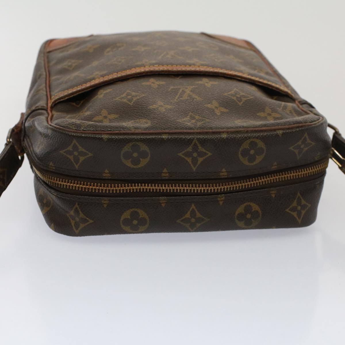 LOUIS VUITTON Monogram Danube MM Shoulder Bag M45264 LV Auth bs7904