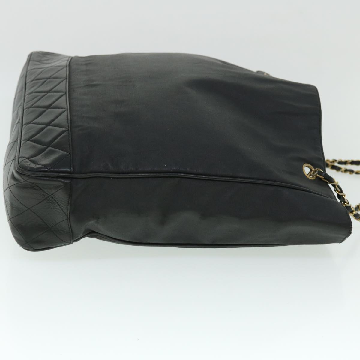 CHANEL Chain Shoulder Bag PVC Leather Black CC Auth bs8052