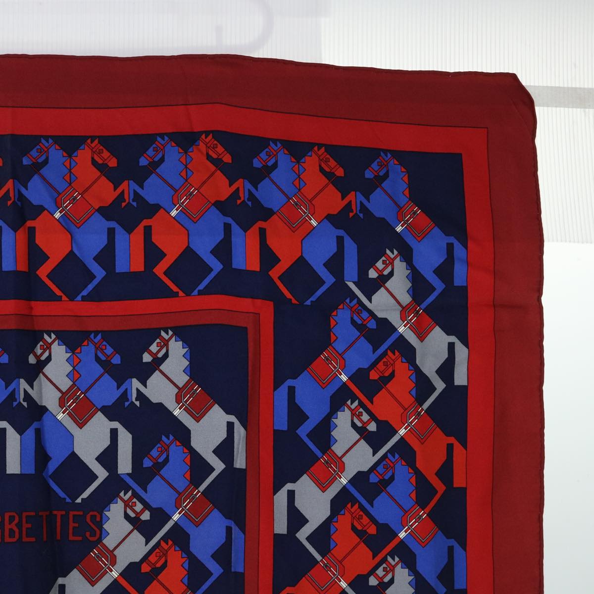 HERMES Carre 70 COURBETTES Scarf Silk Red Black Auth bs8060