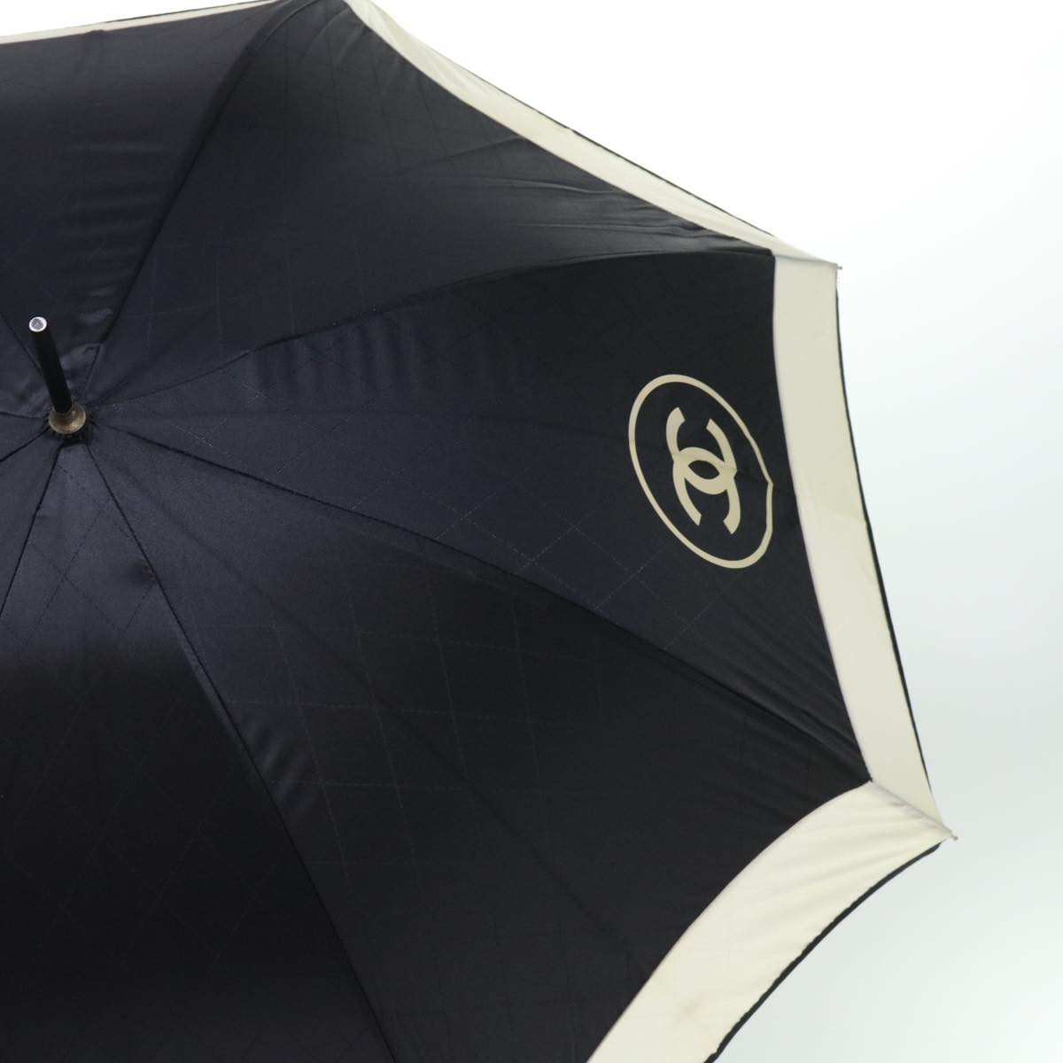 CHANEL COCO Mark Umbrella Nylon Plastic White Black CC Auth bs8242