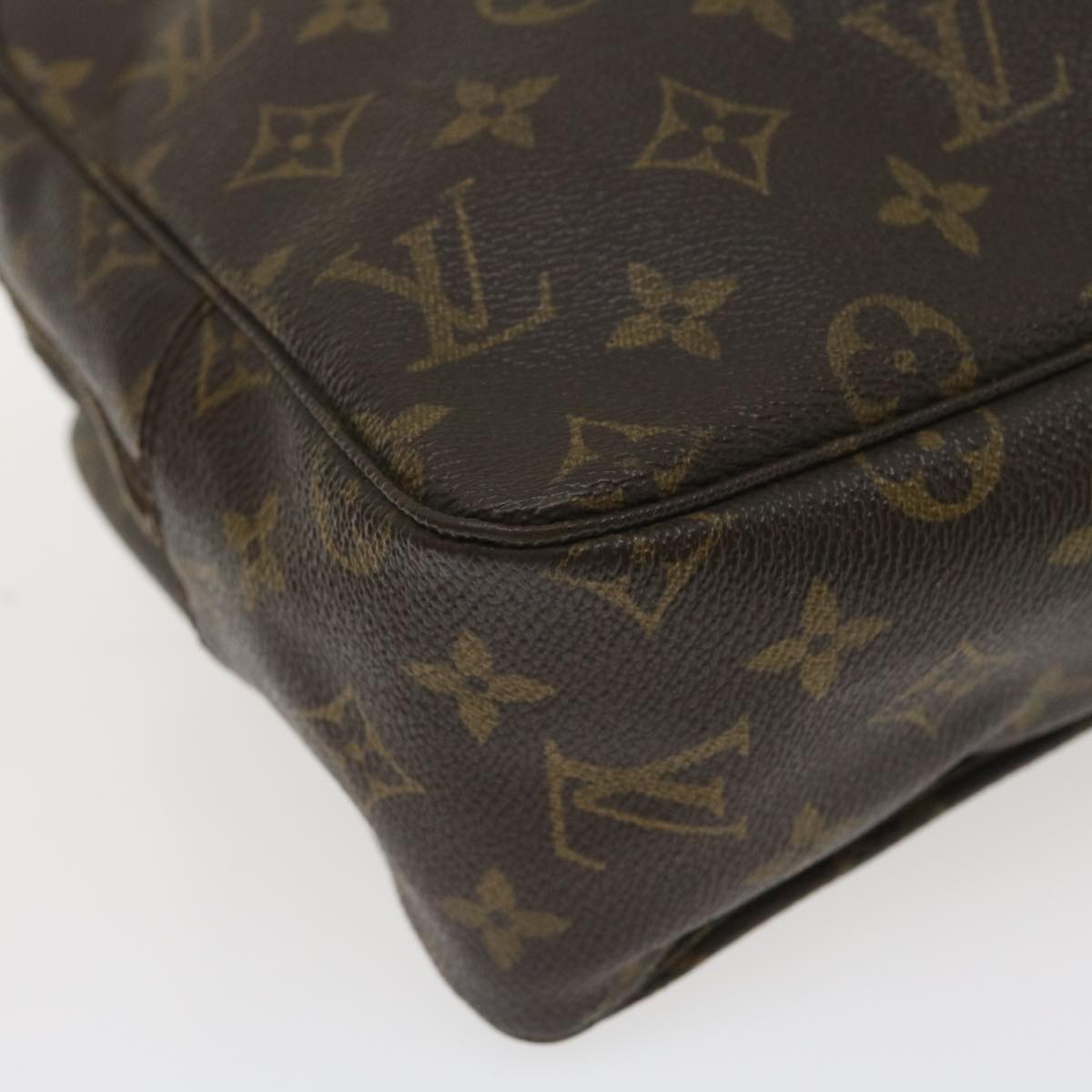 LOUIS VUITTON Monogram Trousse Toilette 28 Clutch Bag M47522 LV Auth bs831