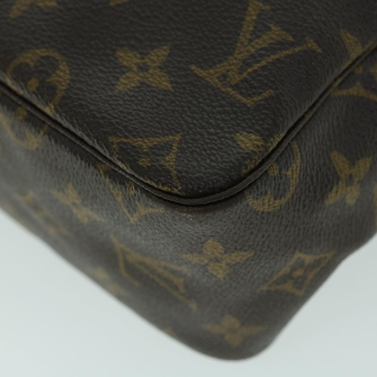 LOUIS VUITTON Monogram Trousse Toilette 28 Clutch Bag M47522 LV Auth bs8414