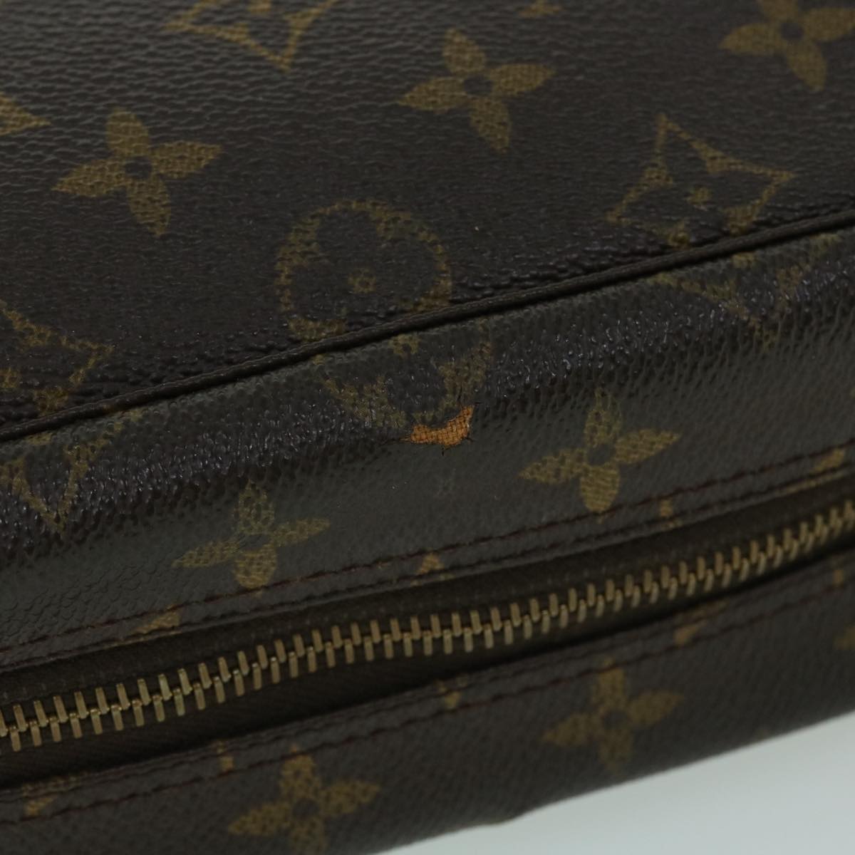 LOUIS VUITTON Monogram Trousse Toilette 28 Clutch Bag M47522 LV Auth bs8414