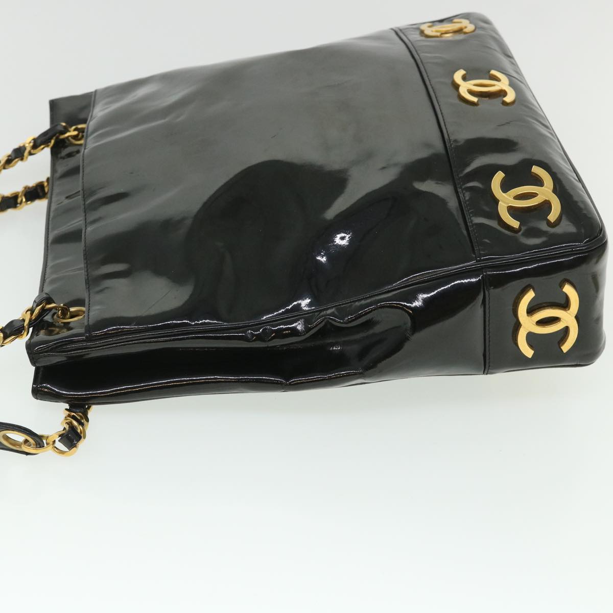 CHANEL Chain Shoulder Bag Patent leather Black CC Auth bs8549