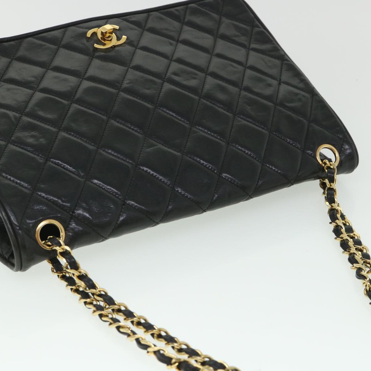 CHANEL Matelasse Chain Shoulder Bag Lamb Skin Black CC Auth bs8553