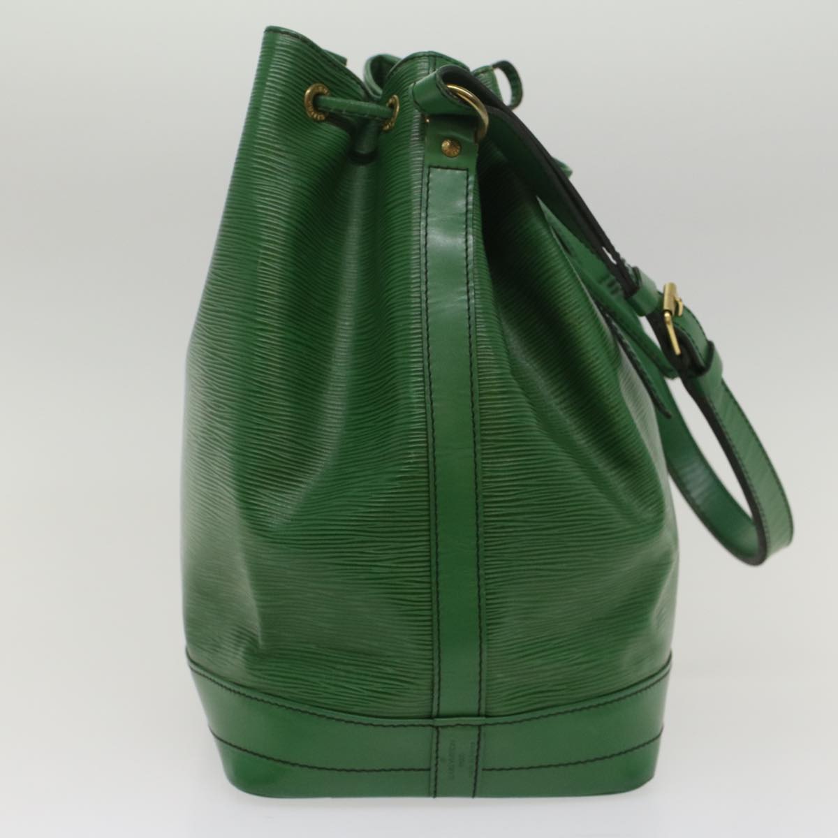 LOUIS VUITTON Epi Noe Shoulder Bag Green M44004 LV Auth bs8555