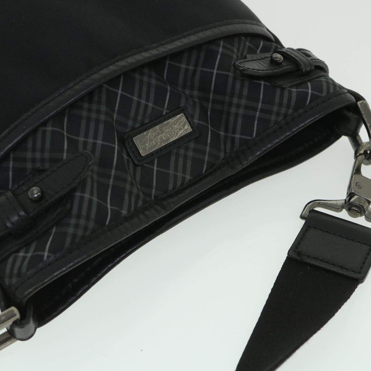 BURBERRY Shoulder Bag Nylon Black Auth bs8715