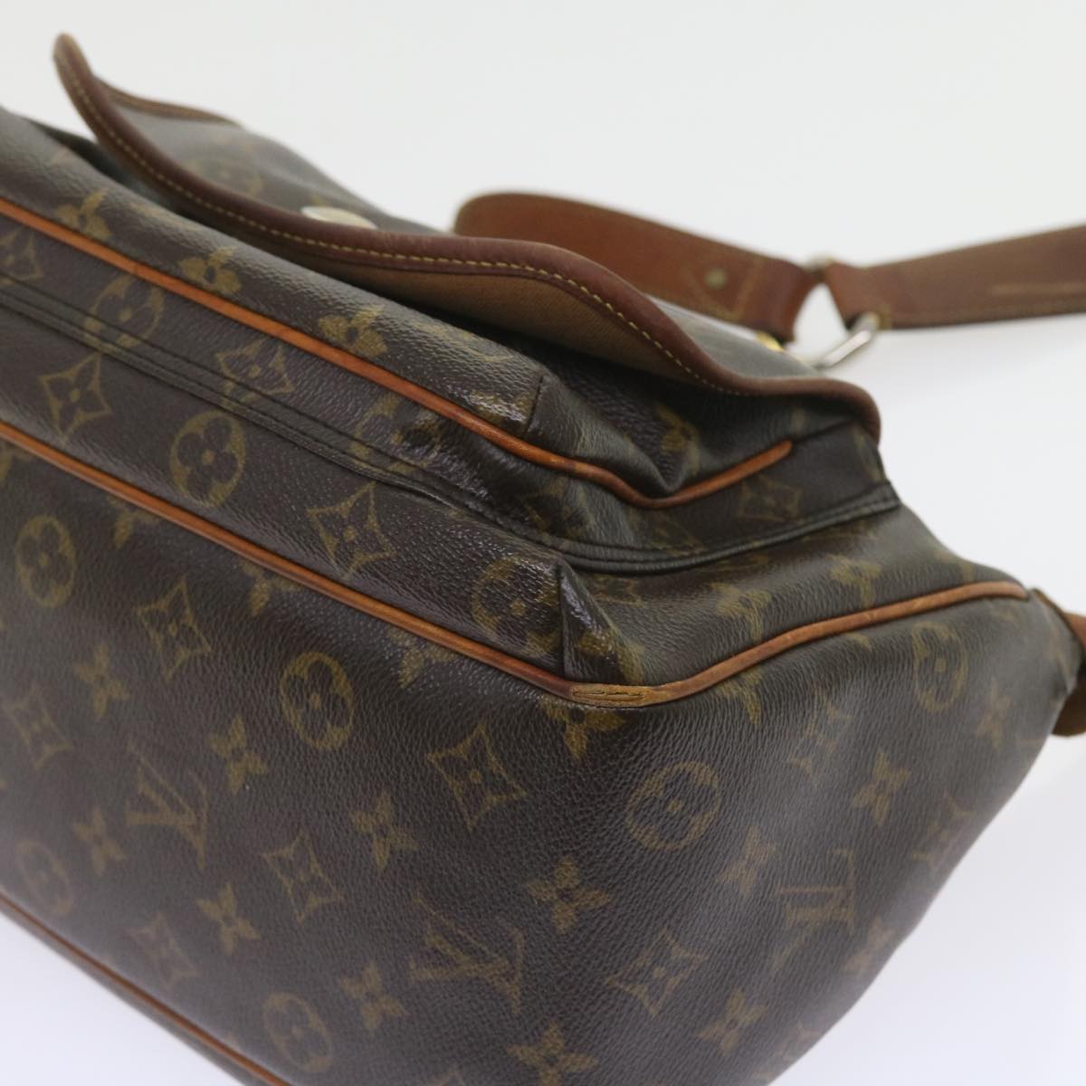 LOUIS VUITTON Monogram Tikal GM Shoulder Bag M40077 LV Auth bs8782