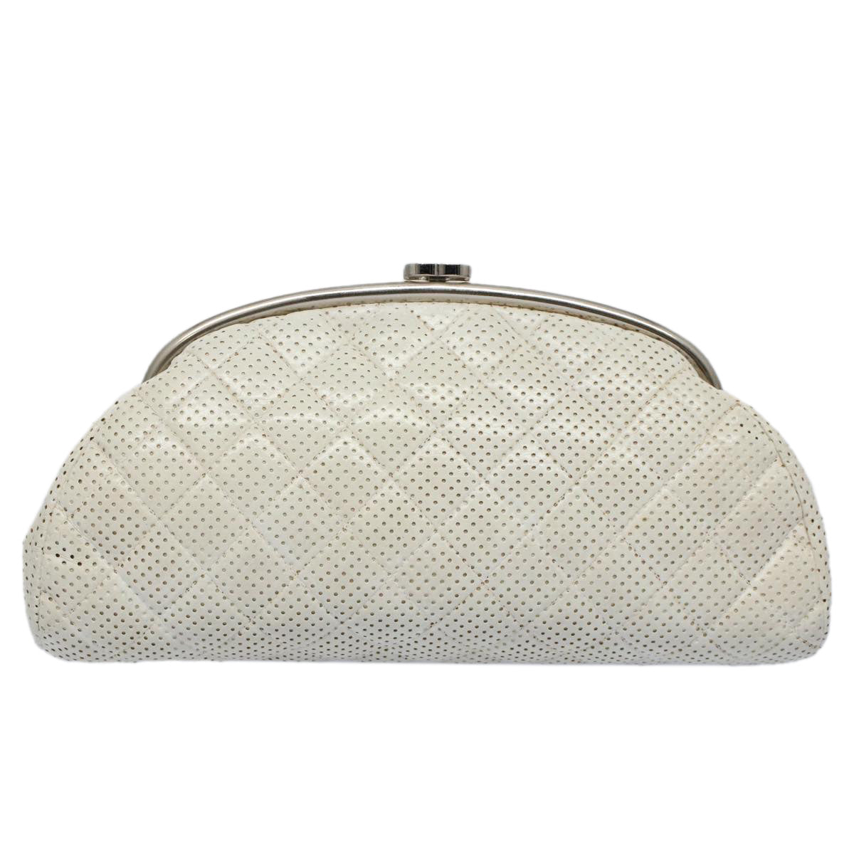 CHANEL Clutch Bag Leather White CC Auth bs8840 - 0