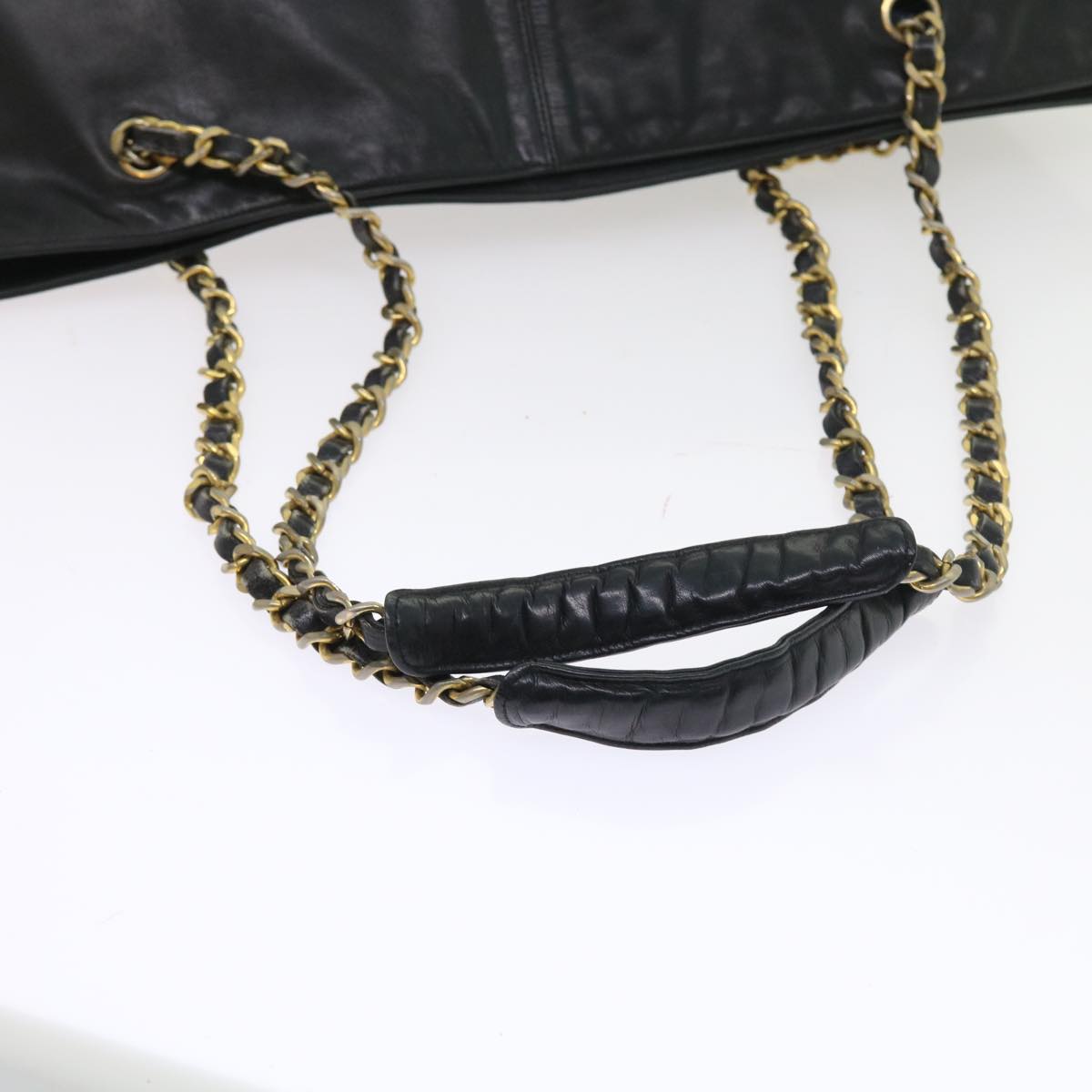 CHANEL Chain Shoulder Bag Lamb Skin Black CC Auth bs8844