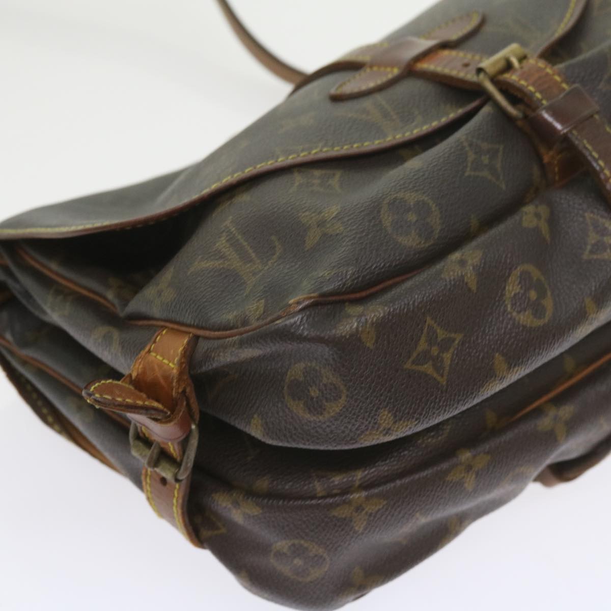 LOUIS VUITTON Monogram Saumur 30 Shoulder Bag M42256 LV Auth bs9057