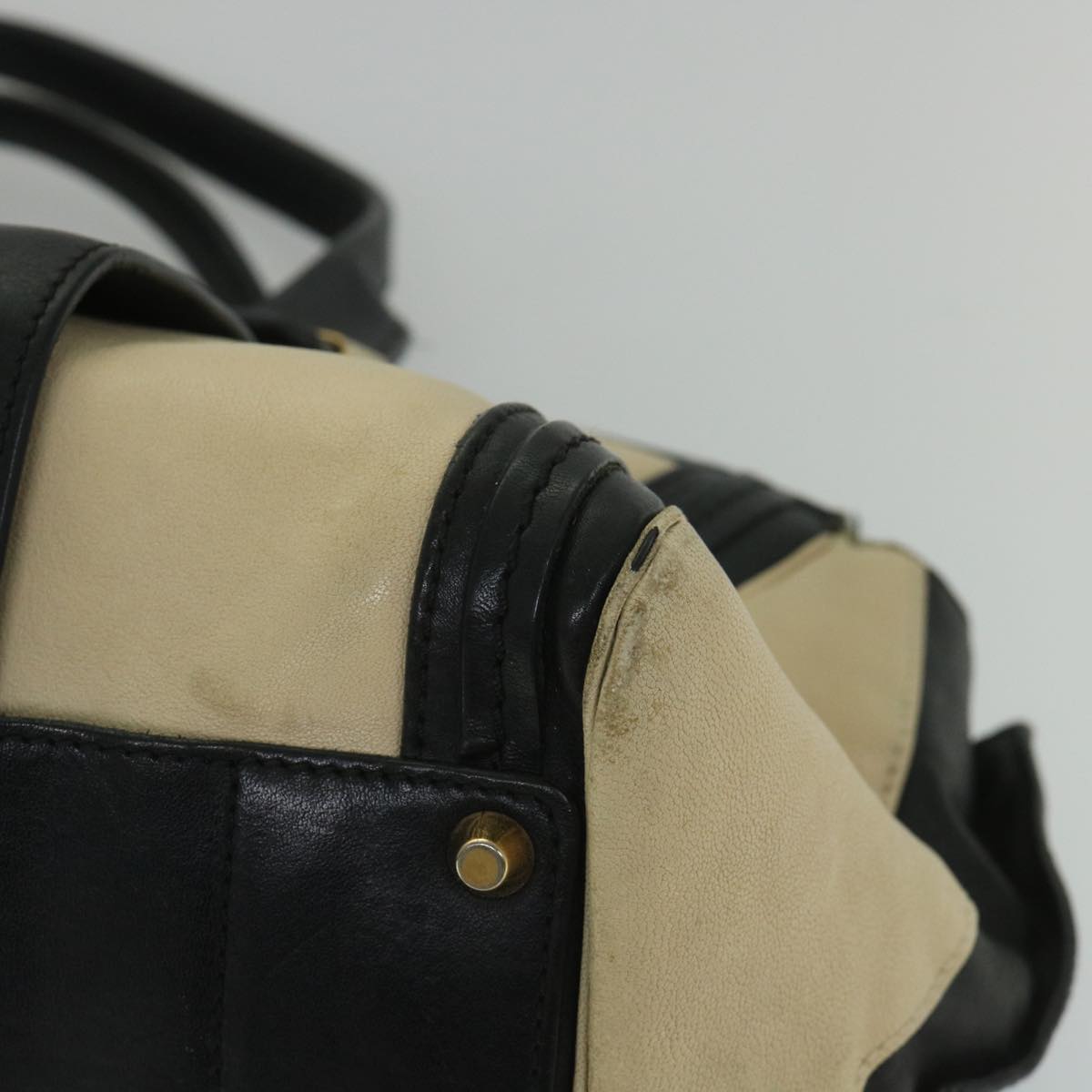 Chloe Hand Bag Leather Beige Black 01 13 62 65 Auth bs9176