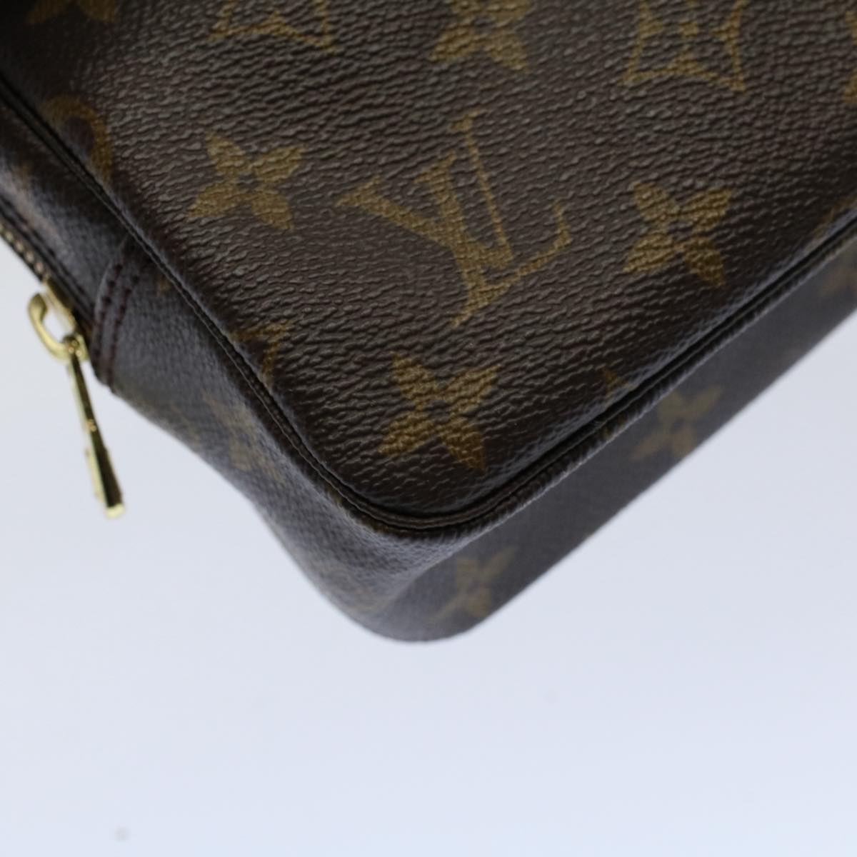 LOUIS VUITTON Monogram Trousse Toilette 23 Clutch Bag M47524 LV Auth bs9184