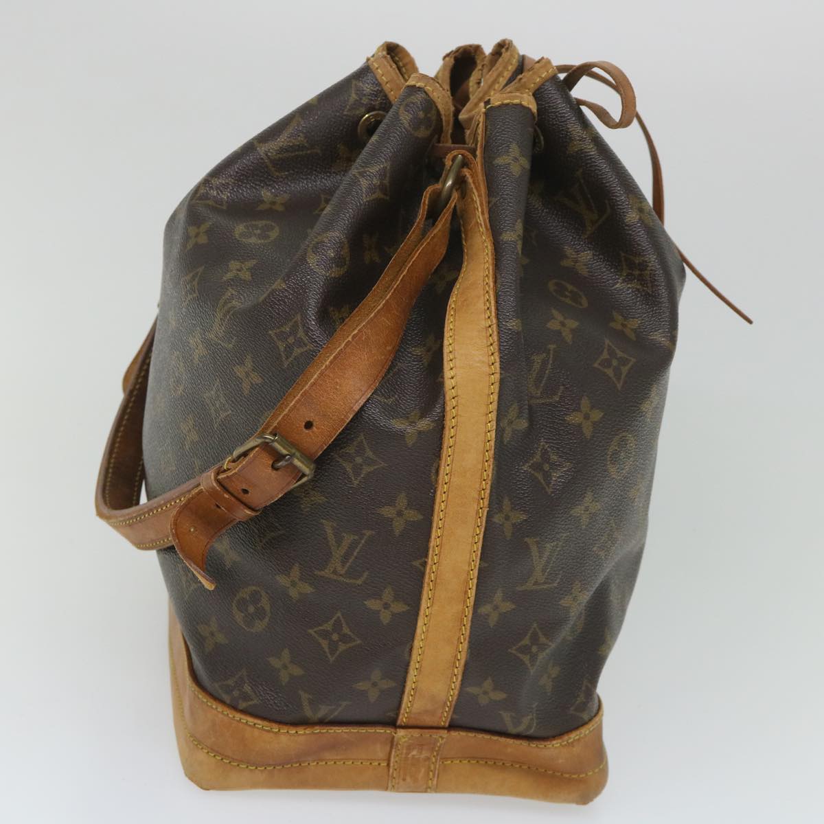 LOUIS VUITTON Monogram Noe Shoulder Bag M42224 LV Auth bs9185